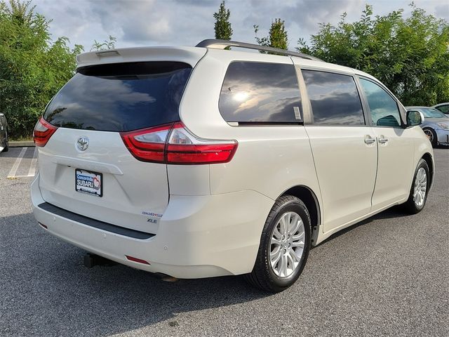 2017 Toyota Sienna 