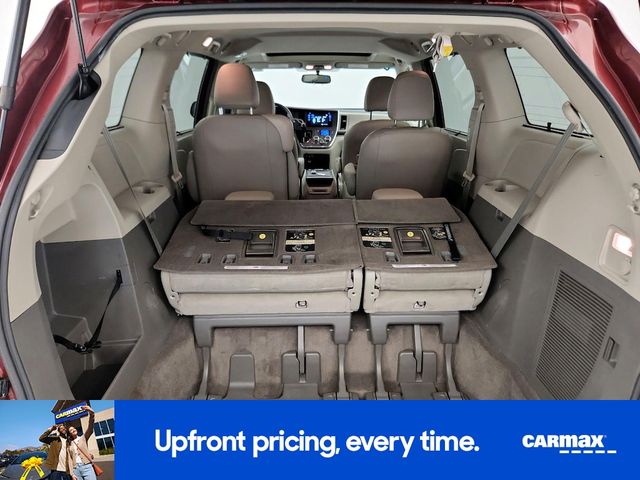 2017 Toyota Sienna XLE
