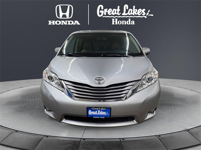 2017 Toyota Sienna 