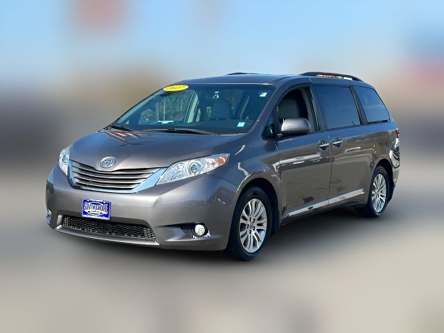 2017 Toyota Sienna 