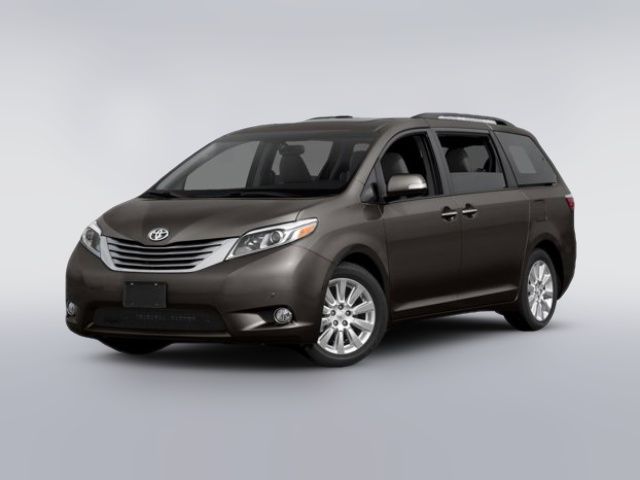 2017 Toyota Sienna XLE Auto Access Seat