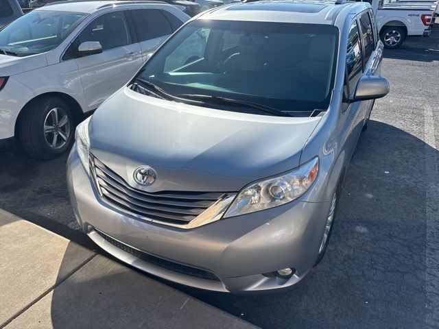 2017 Toyota Sienna 