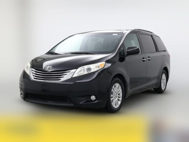2017 Toyota Sienna XLE