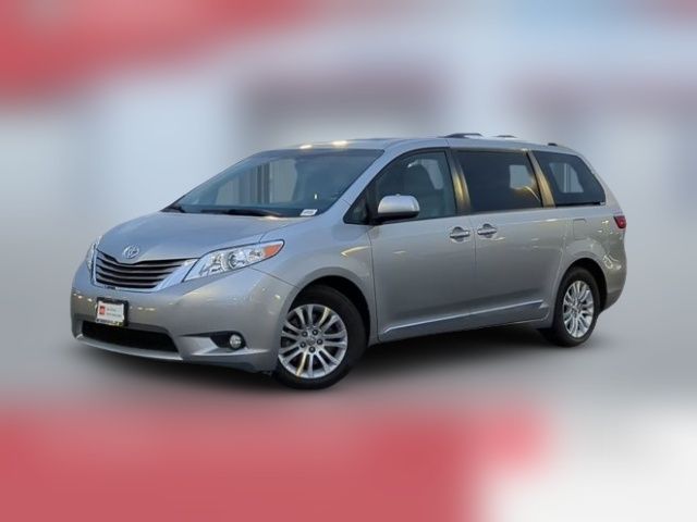 2017 Toyota Sienna XLE