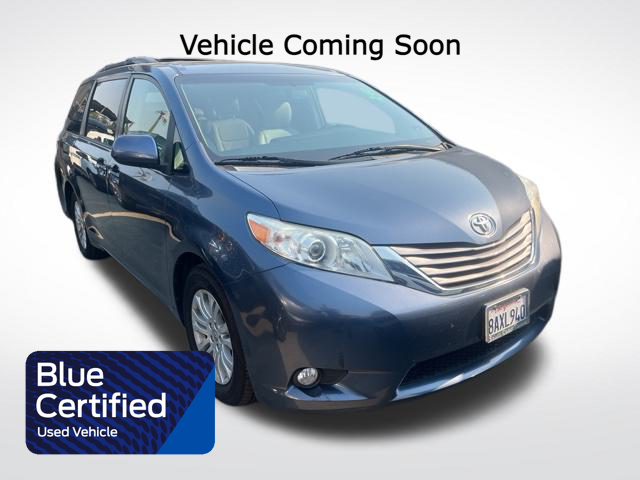 2017 Toyota Sienna XLE