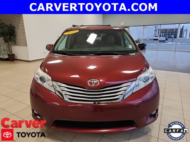 2017 Toyota Sienna XLE