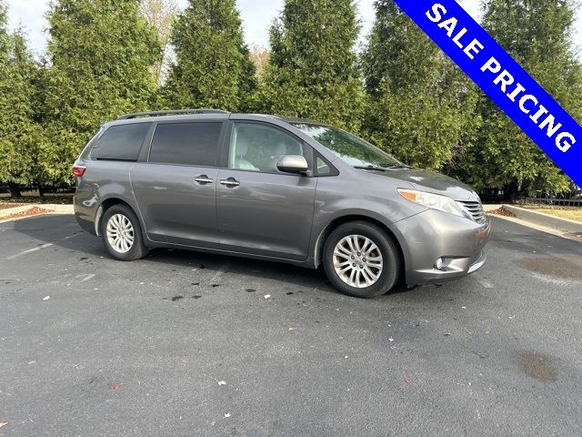 2017 Toyota Sienna 