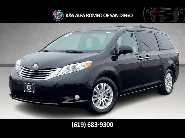 2017 Toyota Sienna XLE