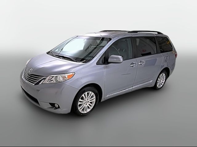 2017 Toyota Sienna XLE