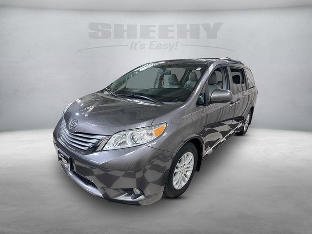 2017 Toyota Sienna XLE