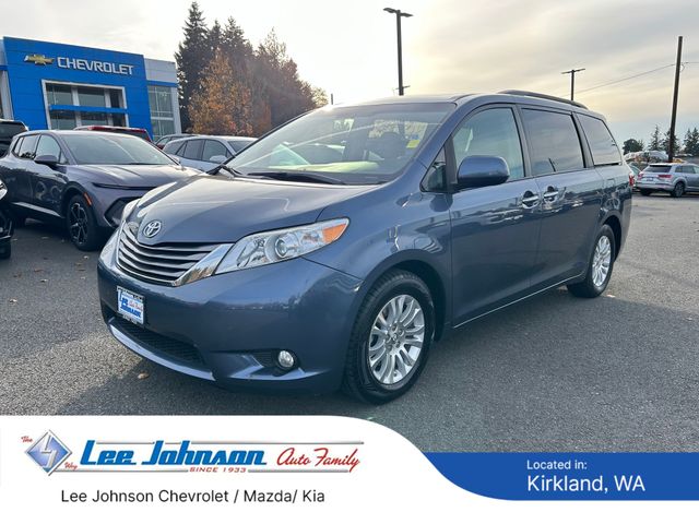 2017 Toyota Sienna XLE