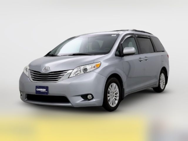 2017 Toyota Sienna XLE