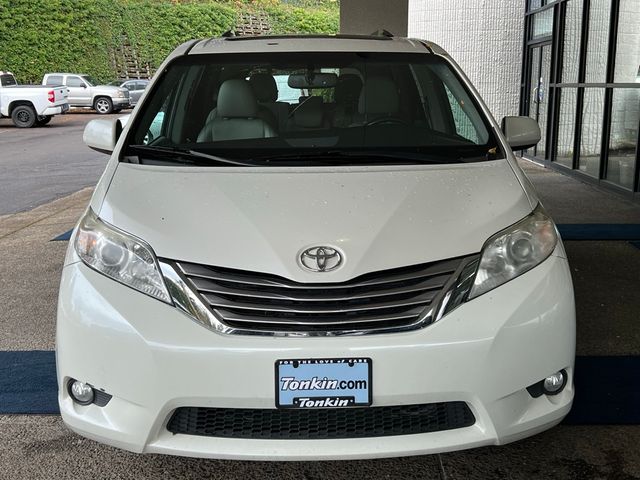 2017 Toyota Sienna 