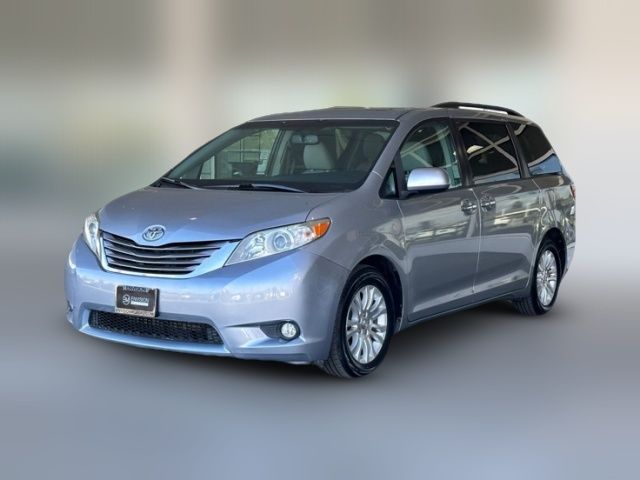 2017 Toyota Sienna XLE