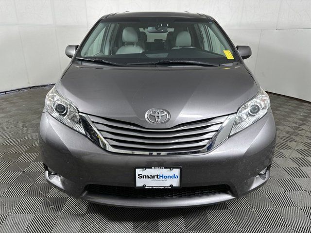 2017 Toyota Sienna XLE Premium