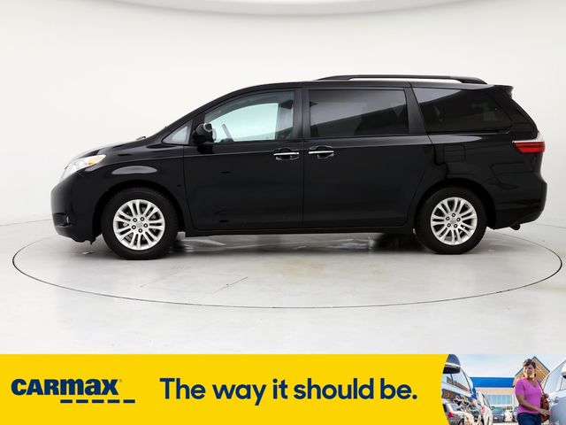 2017 Toyota Sienna XLE