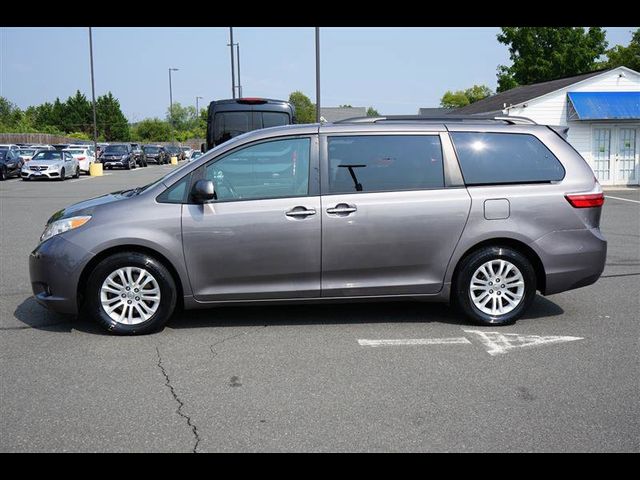 2017 Toyota Sienna XLE Premium