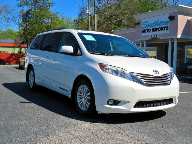 2017 Toyota Sienna XLE Premium