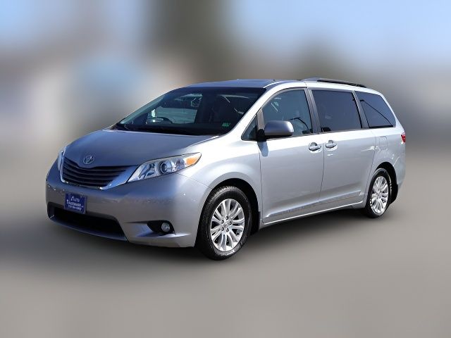 2017 Toyota Sienna 