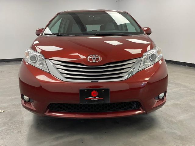 2017 Toyota Sienna 