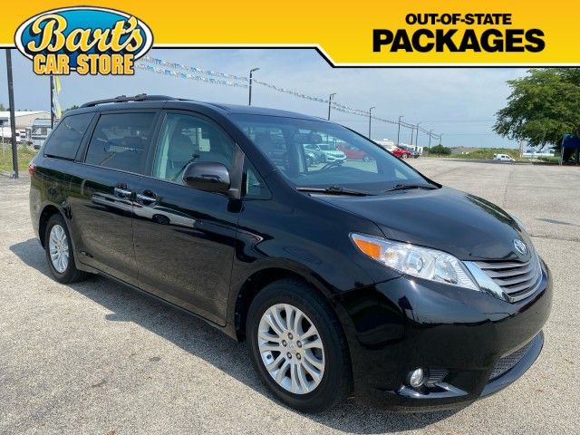 2017 Toyota Sienna XLE