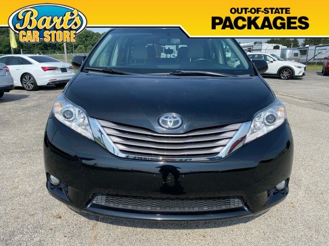 2017 Toyota Sienna XLE