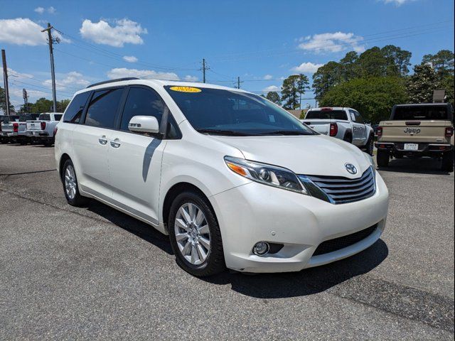 2017 Toyota Sienna 