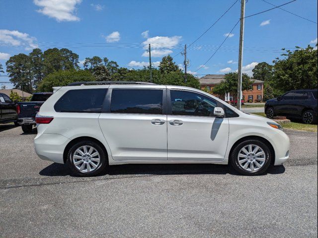 2017 Toyota Sienna 