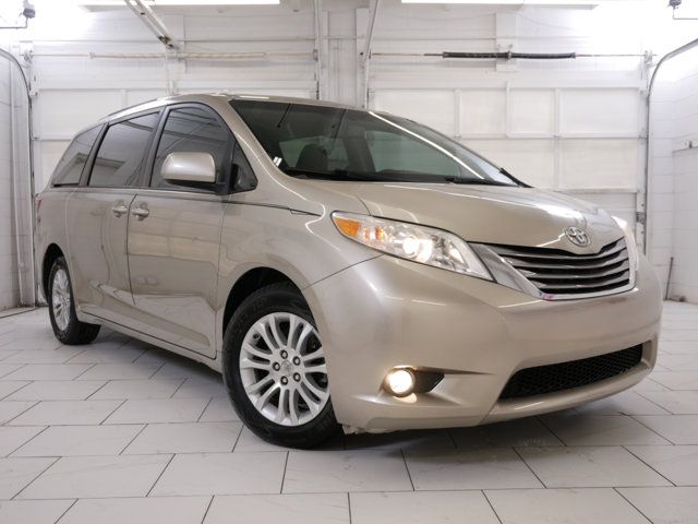 2017 Toyota Sienna 