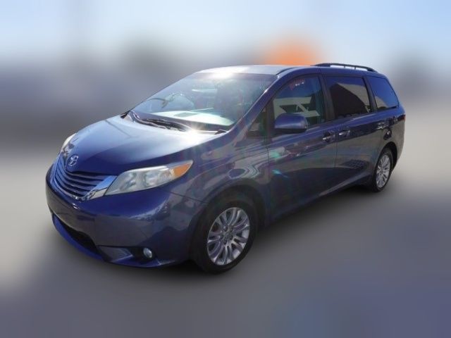 2017 Toyota Sienna 