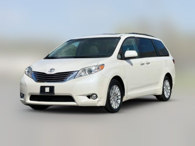 2017 Toyota Sienna XLE
