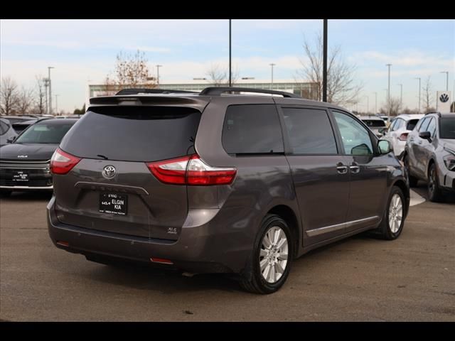 2017 Toyota Sienna XLE Premium