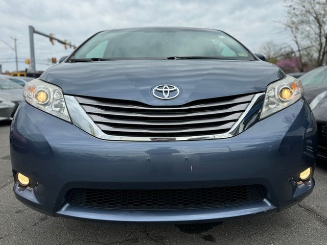 2017 Toyota Sienna XLE Premium