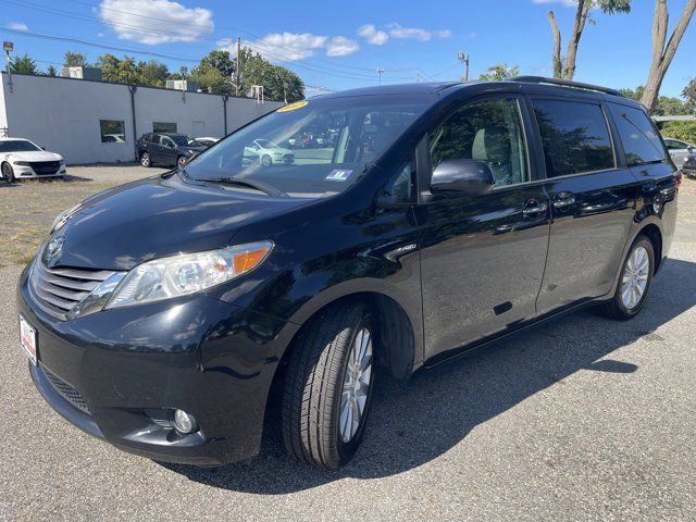 2017 Toyota Sienna XLE Premium