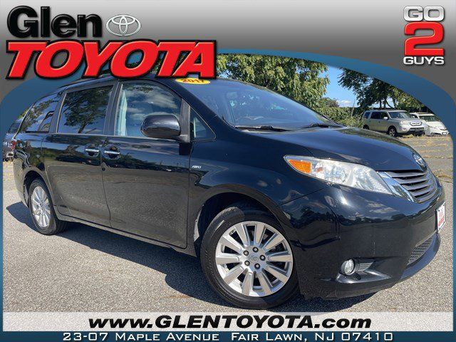 2017 Toyota Sienna XLE Premium