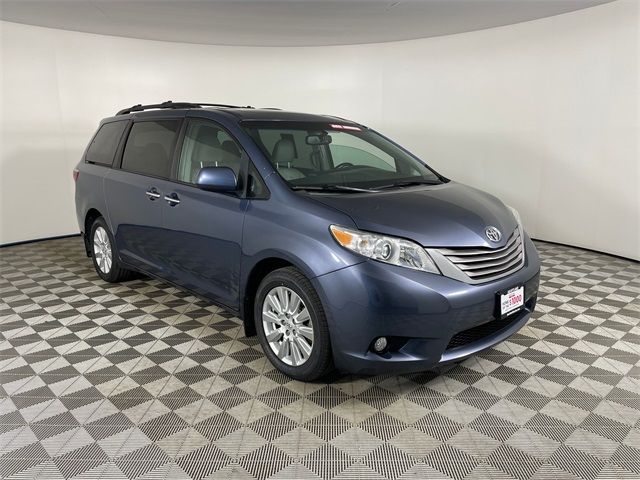 2017 Toyota Sienna XLE Premium