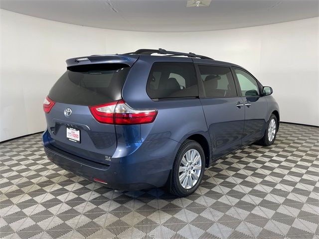 2017 Toyota Sienna XLE Premium