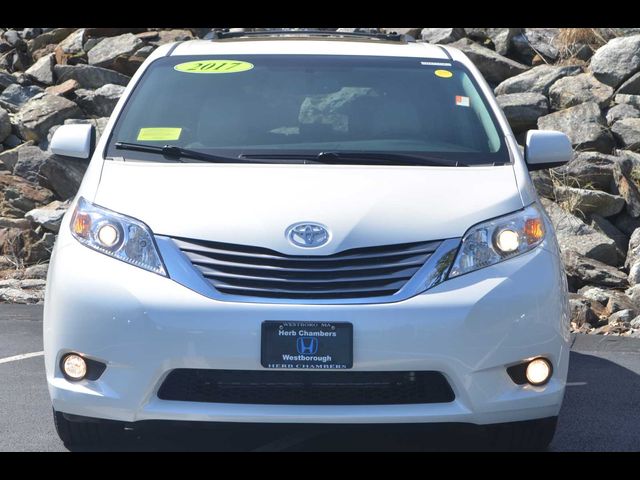 2017 Toyota Sienna XLE Premium