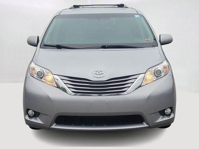 2017 Toyota Sienna XLE Premium