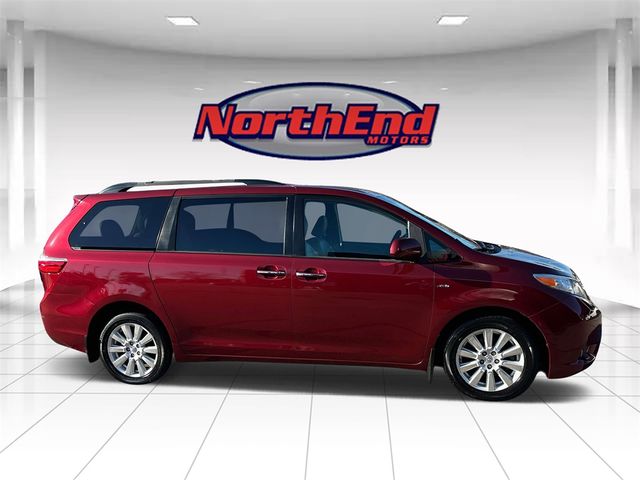 2017 Toyota Sienna XLE Premium