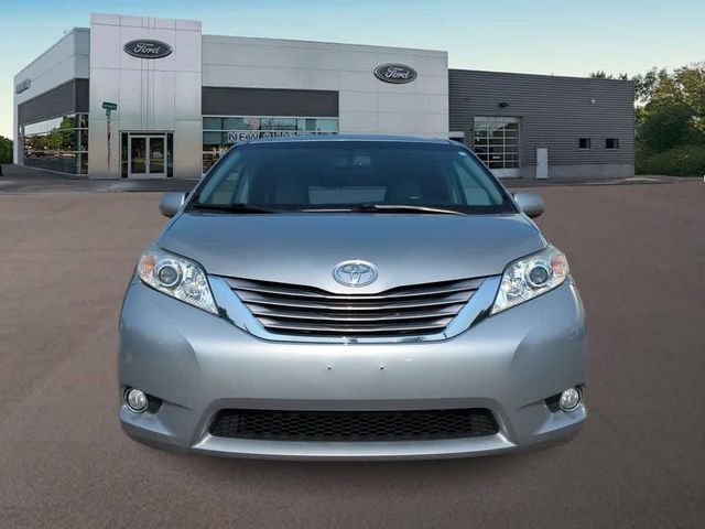 2017 Toyota Sienna XLE Premium