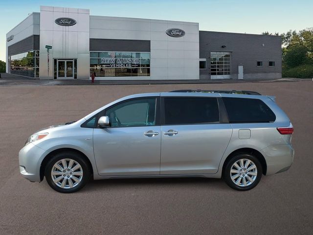 2017 Toyota Sienna XLE Premium