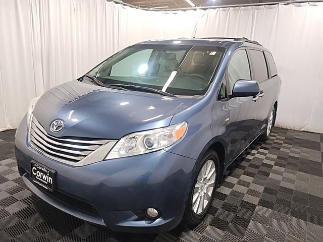 2017 Toyota Sienna XLE Premium