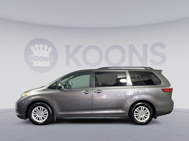 2017 Toyota Sienna XLE Premium