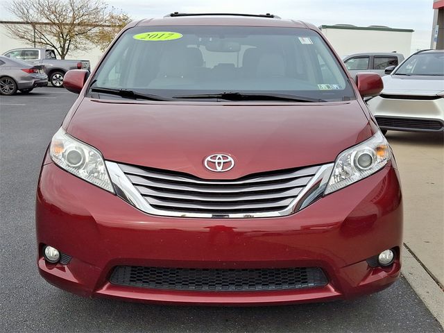 2017 Toyota Sienna XLE Premium