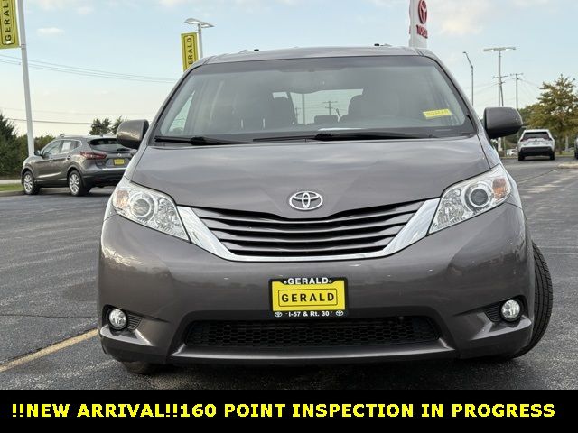 2017 Toyota Sienna XLE Premium