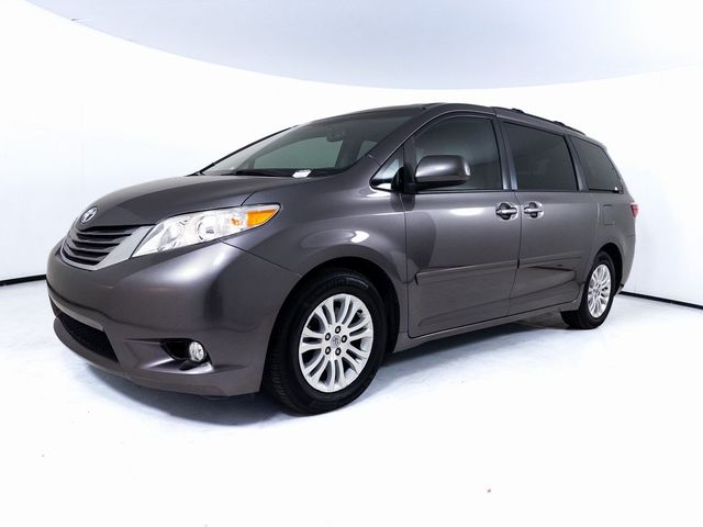 2017 Toyota Sienna XLE Premium