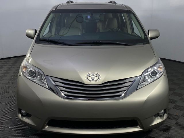 2017 Toyota Sienna XLE Premium