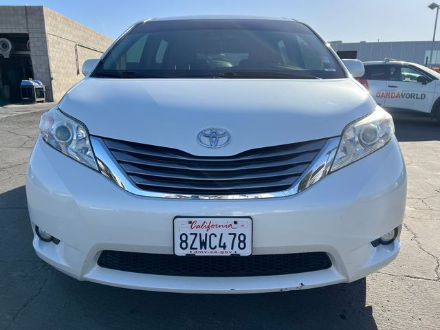 2017 Toyota Sienna XLE Premium