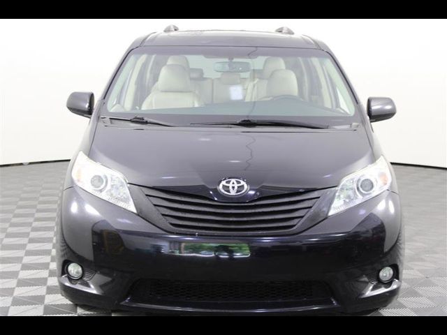 2017 Toyota Sienna XLE Premium